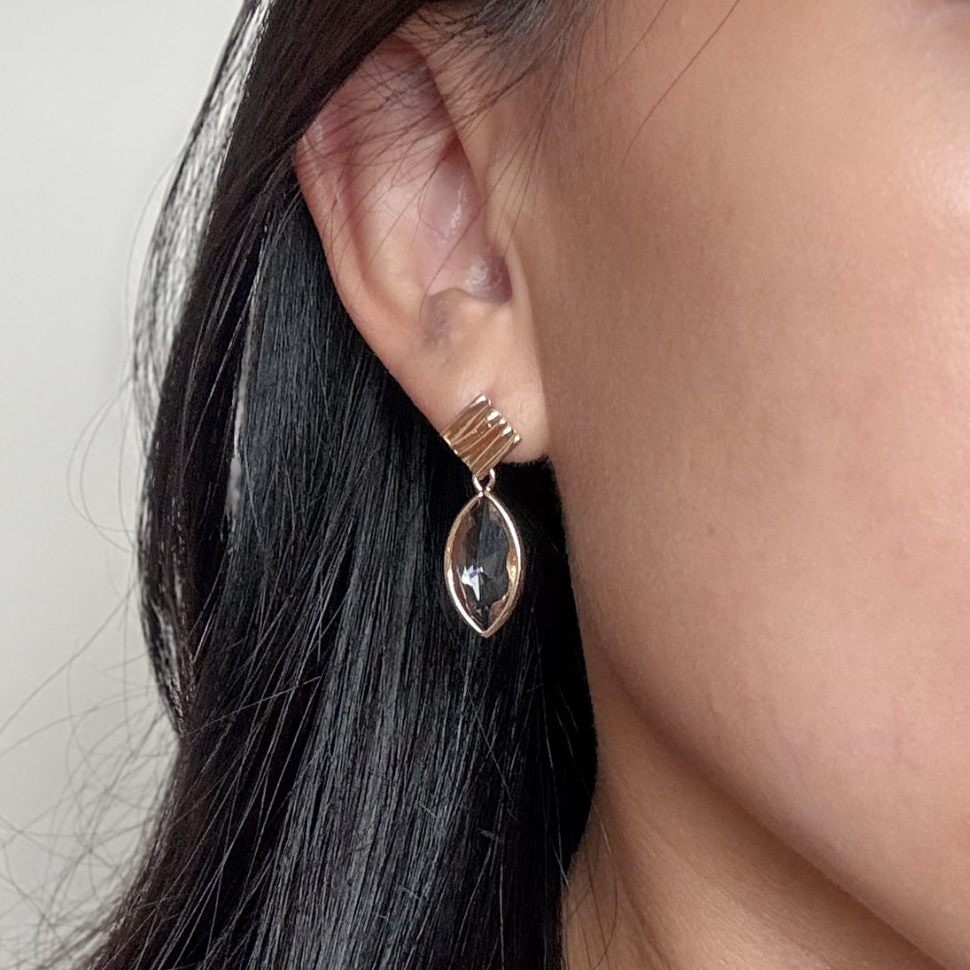 Akira (16k gold-plated) Drop Studs