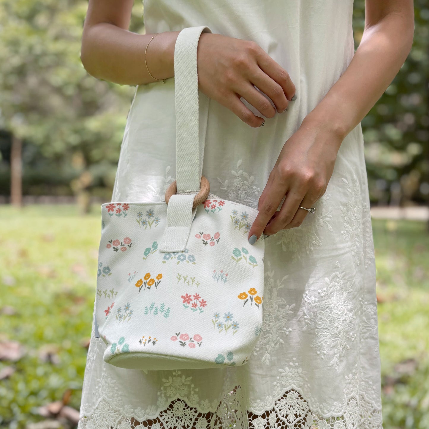 Belle Bucket Wristlet