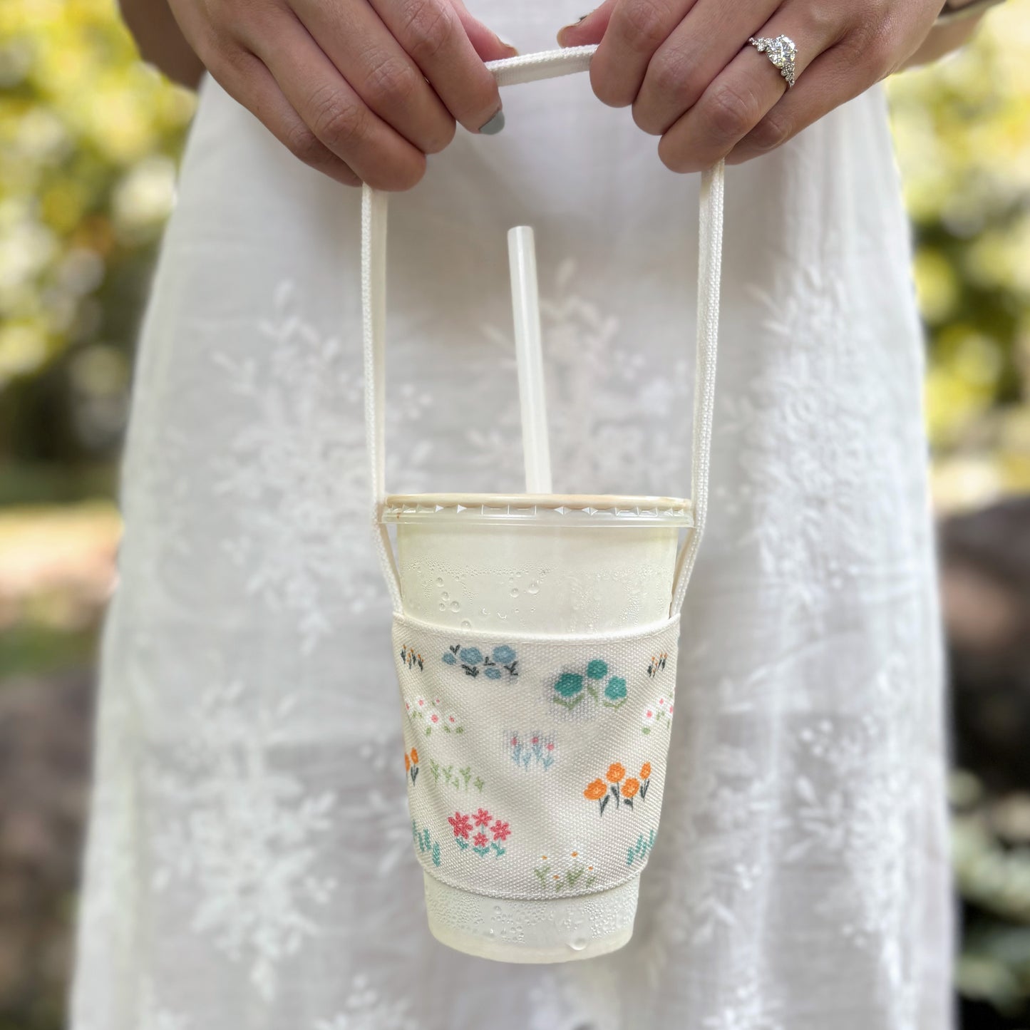 Belle Cup Carrier