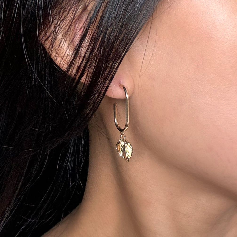 Leaflet (16k gold-plated) Dangly Hoops