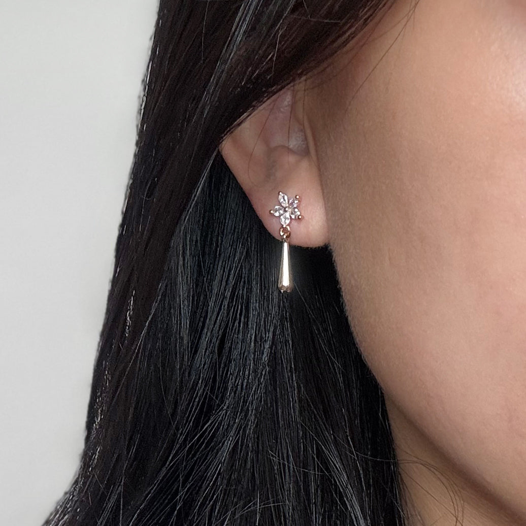 Trixie (16k gold-plated) Drop Earrings