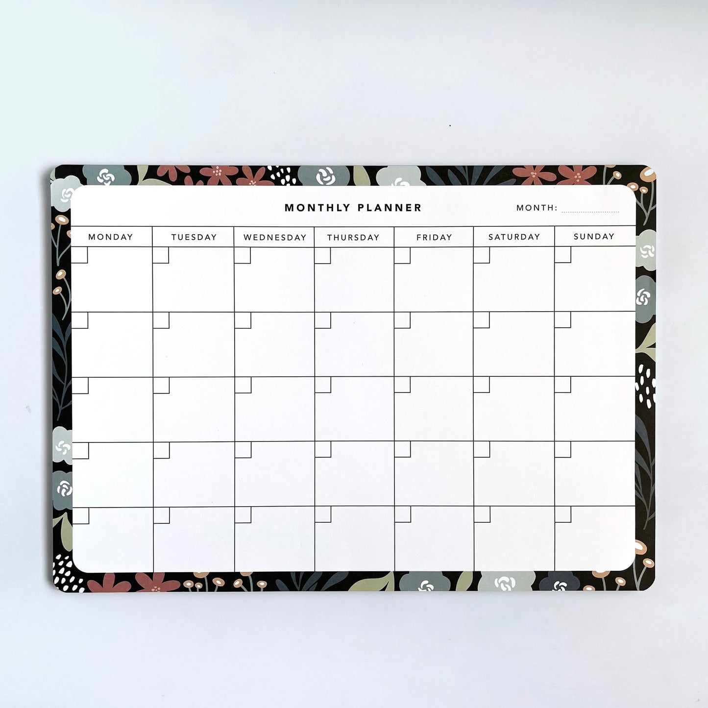 Winter Petals | Desktop Monthly Planner