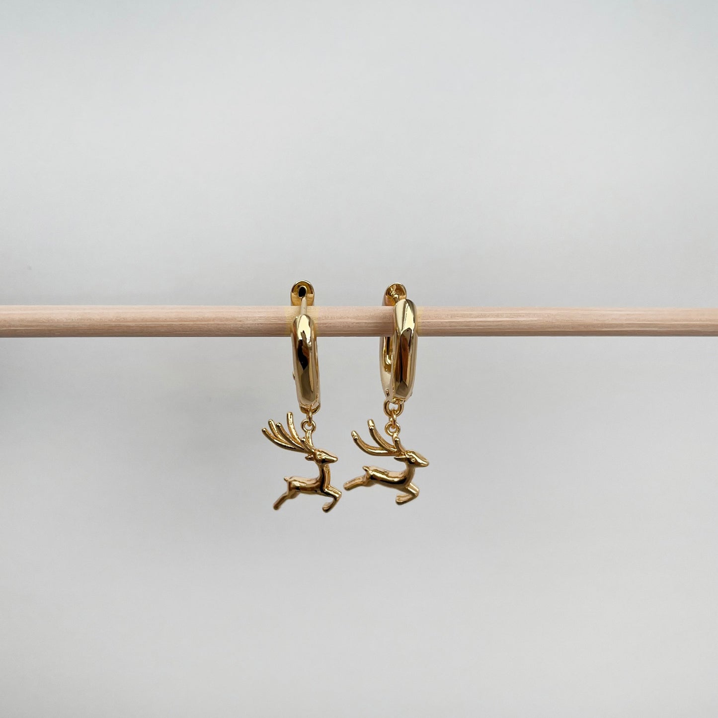 Dasher Reindeer (16k gold-plated) Ear Huggies