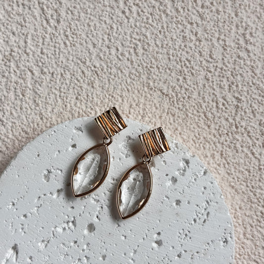 Akira (16k gold-plated) Drop Studs