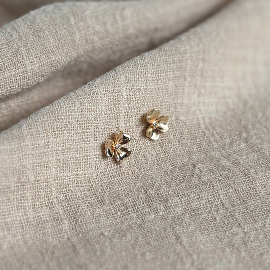 Iris (16k gold-plated) Studs