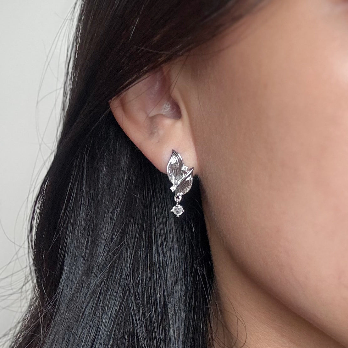 Kyla (925 silver) Dangly Studs