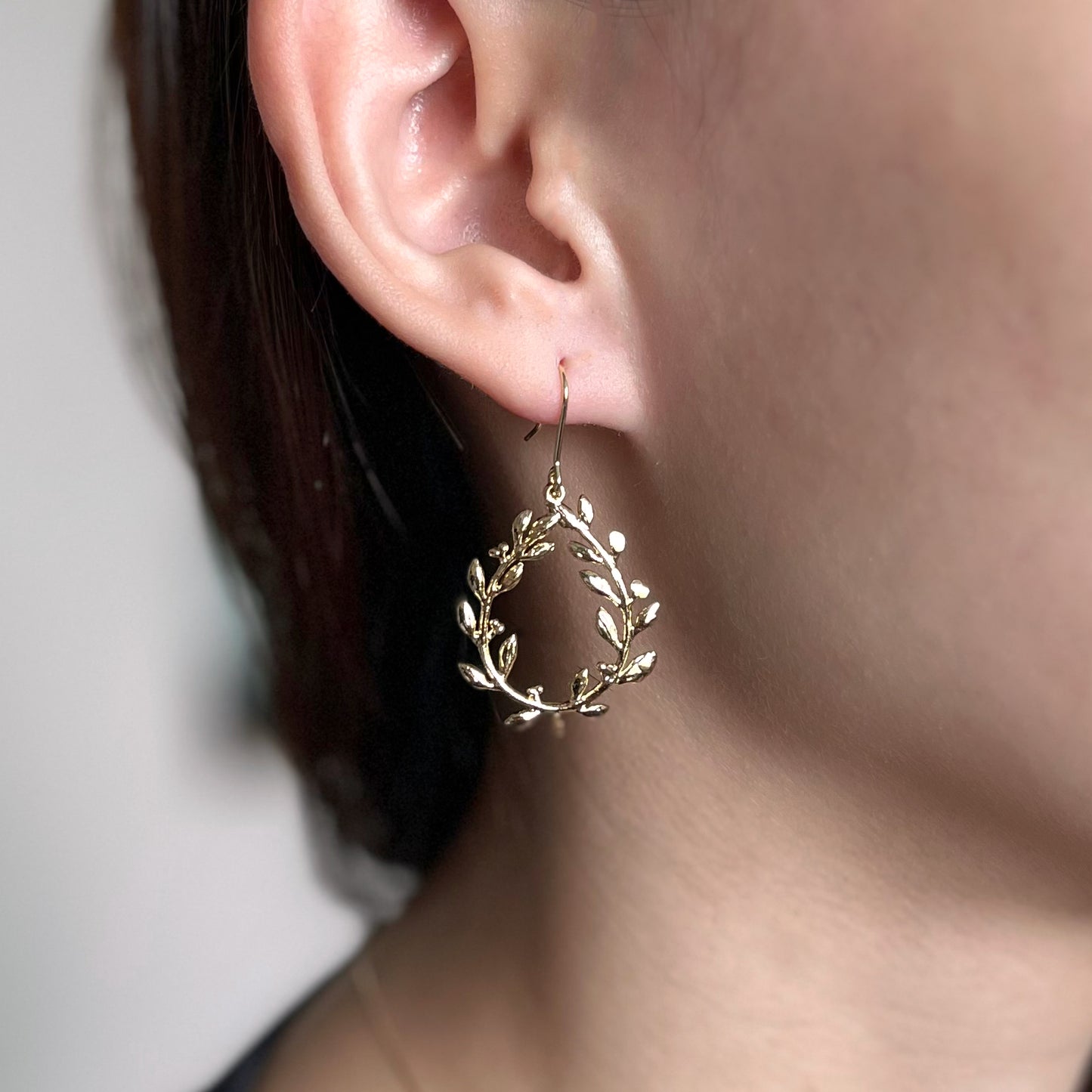 Ophelia Leafy (16k gold-plated) Earrings