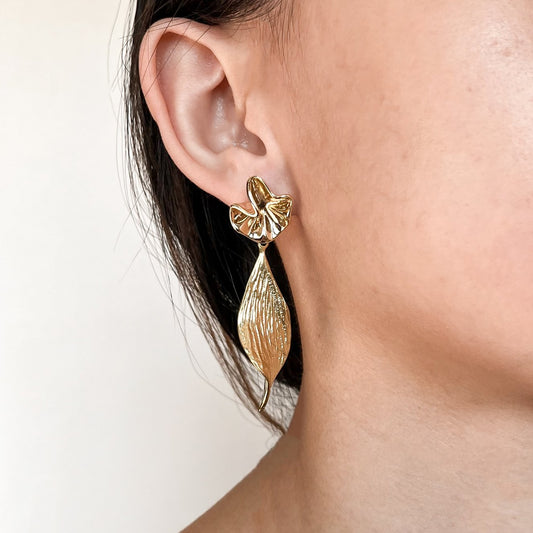 Cassia (16k gold-plated) Dangly Studs
