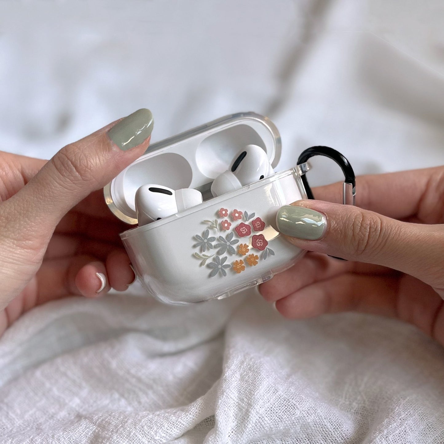 [PREORDER] Spring Fields Ear Buds Case - Huawei / Samsung
