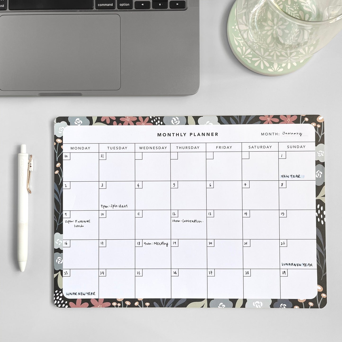Winter Petals | Desktop Monthly Planner