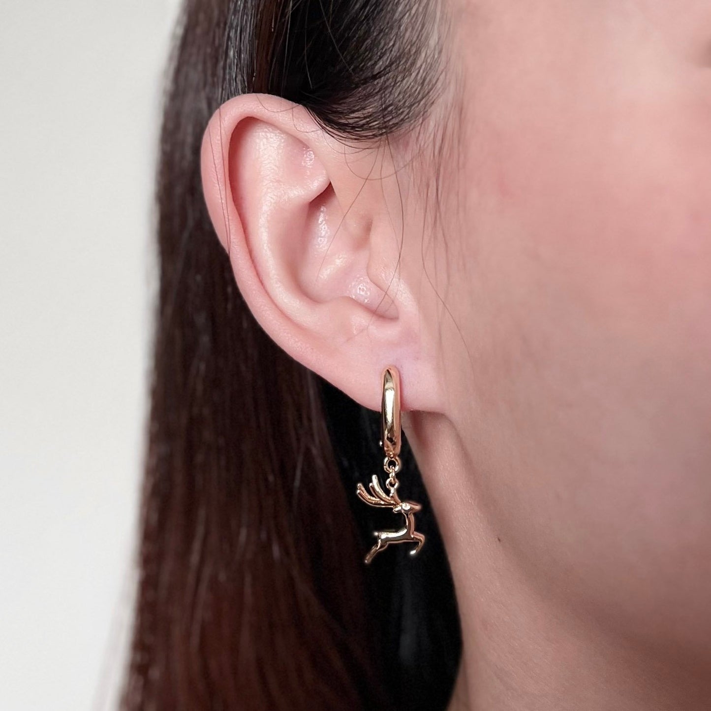 Dasher Reindeer (16k gold-plated) Ear Huggies