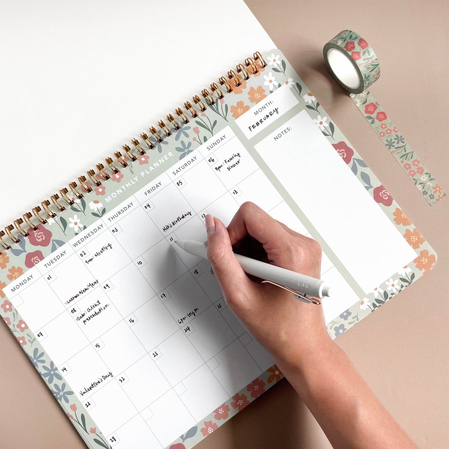 Spring Fields | Desktop Monthly Planner